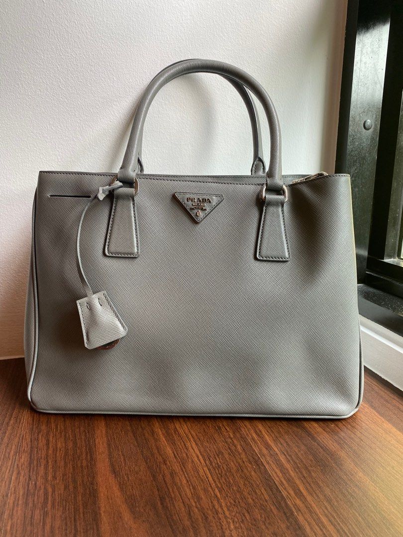 Like New Prada Grey Gray Saffiano Leather handbag tote Bag Luxury