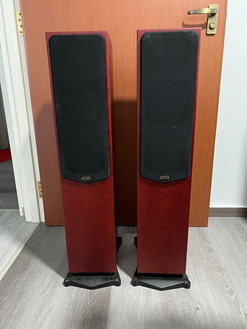 Quad floor standing speakers store