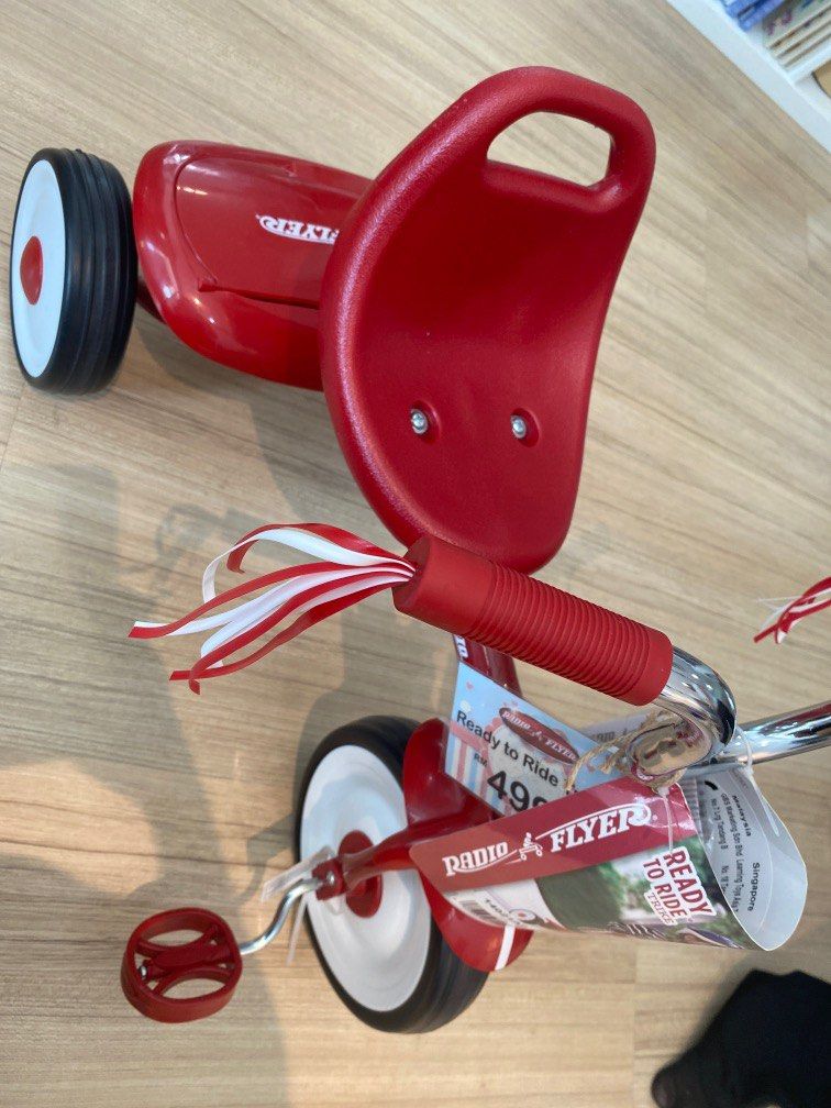 Radio flyer ready store to ride tricycle