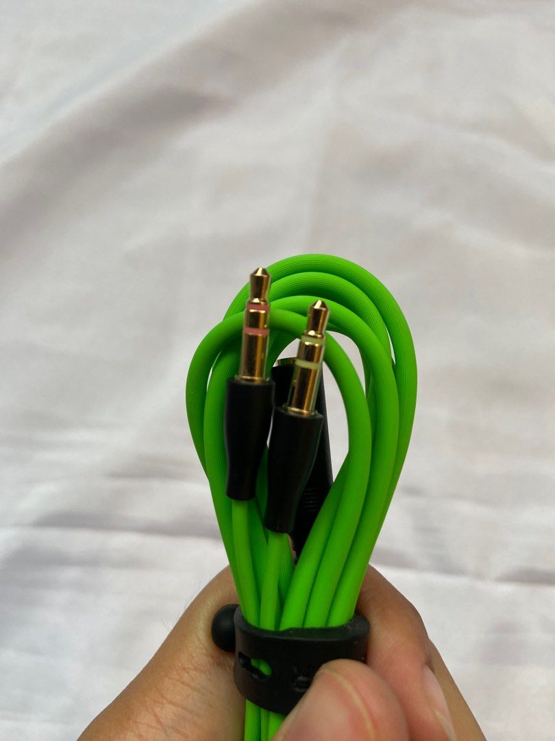 RAZER Headphone/Headset Splitter on Carousell