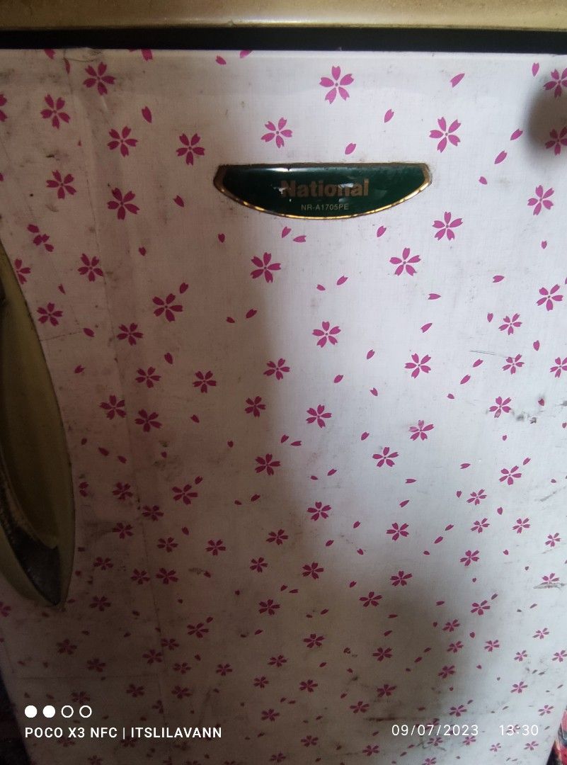 Refrigerator PICK UP ONLY on Carousell