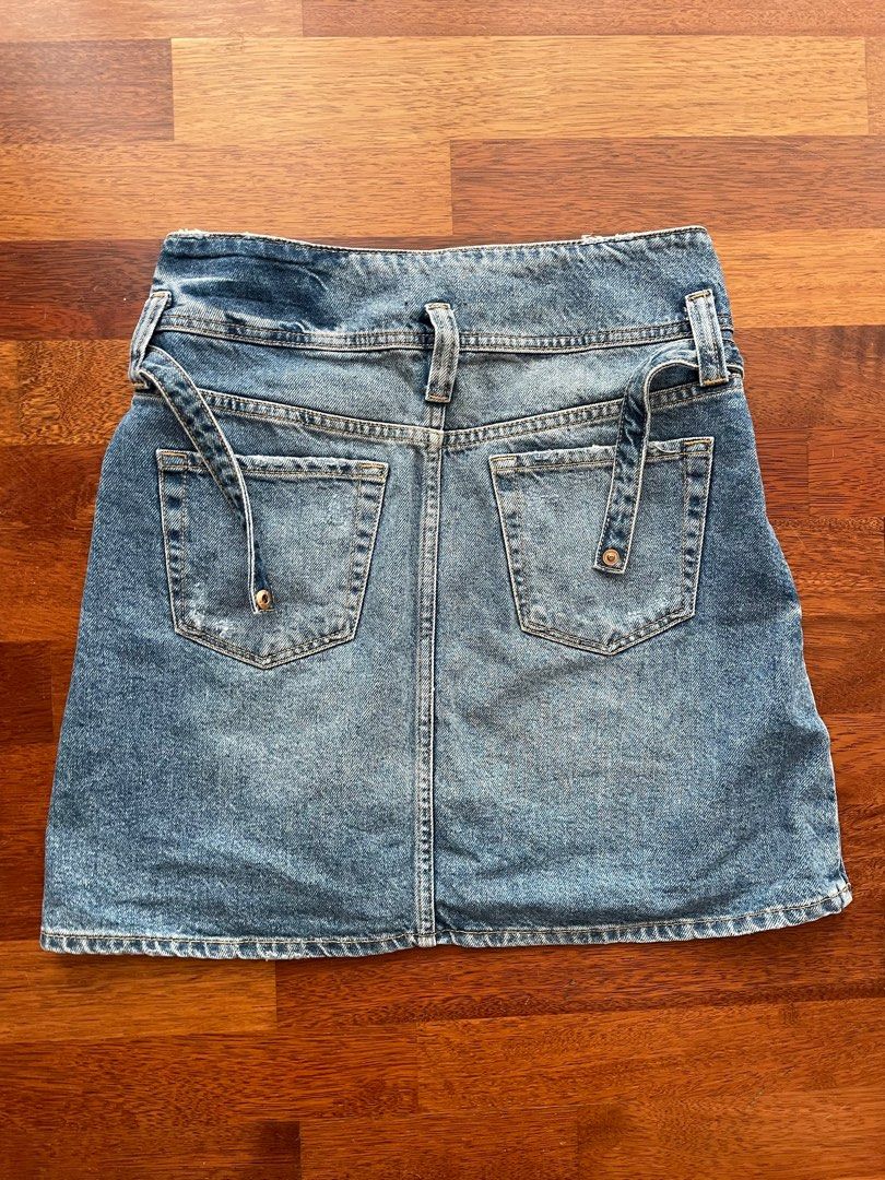 Denim mini hotsell skirt river island