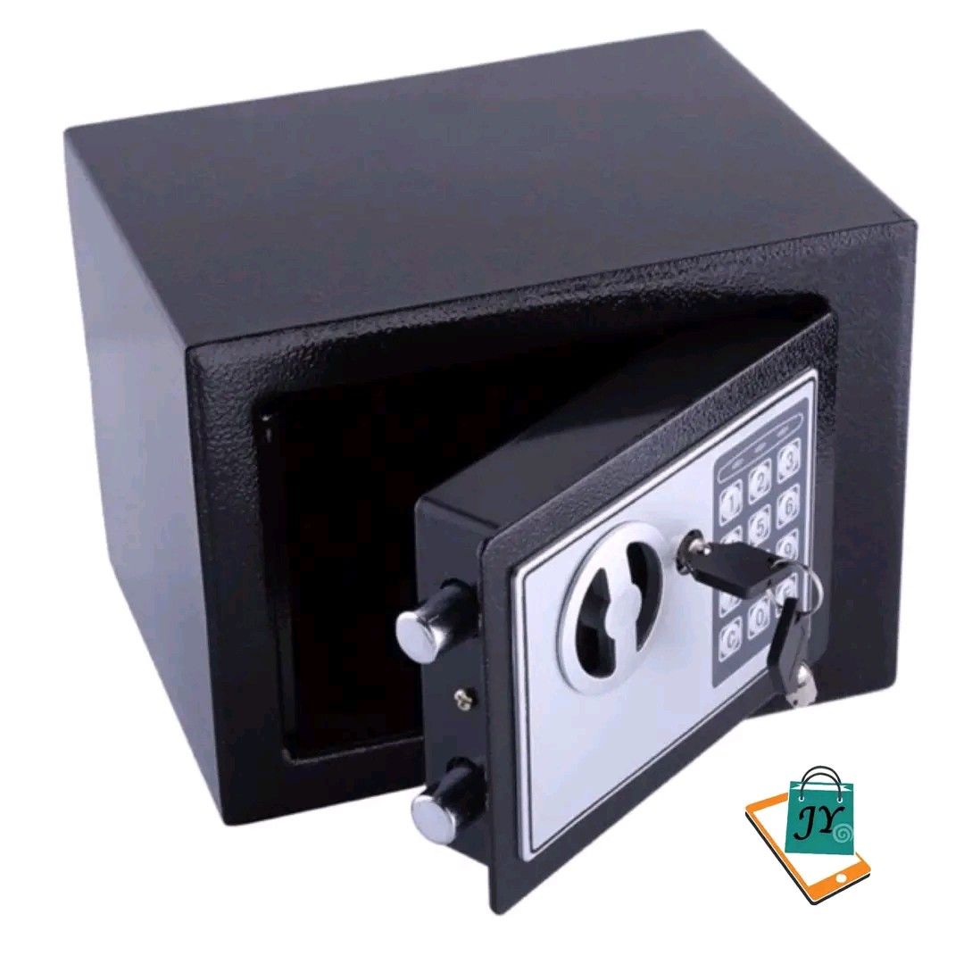 Safe box (Category: Safe) located in Manila. Submitted by bongsy999mall (Listing ID 1242261981, Image 3). Description: Binondo.