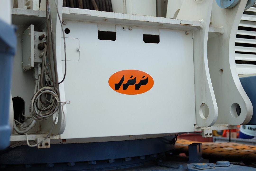 SEWA RENTAL CRANE CRAWLER DAN MOBILE BALIKPAPAN KUTAI SAMARINDA HANDIL