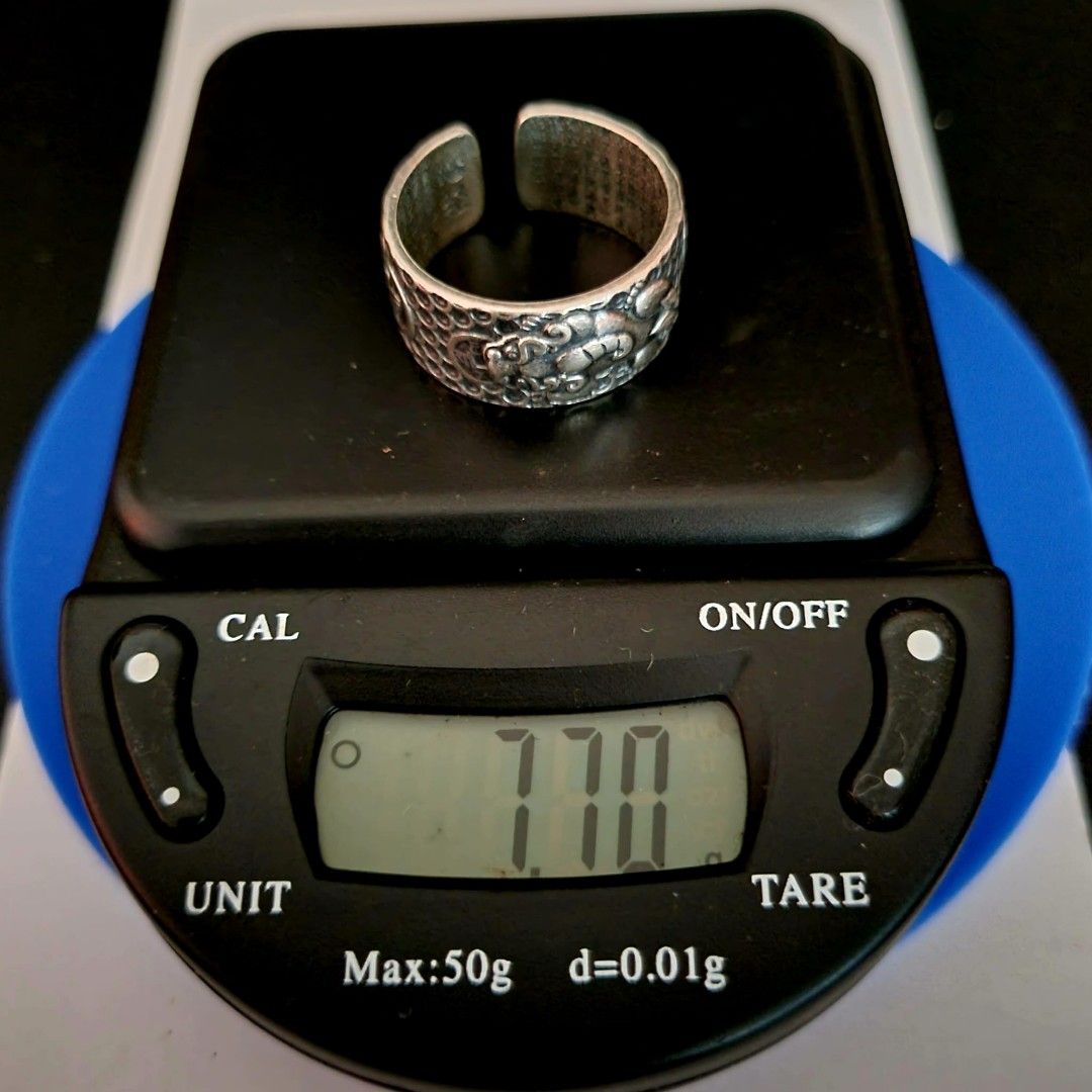 Silver Ring (Category: Rings) located in Singapore. Submitted by onecent (Listing ID 1242226150, Image 10). Description: Silver Ring. Nice Elegant Collectible. Ready to wear any time any place. Ring - 999 Silver Stamp. Size - No 20 / Dia 19 mm. Weight - 7.7 gm. Cond - Excellent. 👉 Supply with standard ring box !! 👉 Interested PM me !! Terms and Conditions :- Cash on delivery. Collection Pioneer MRT downstair. Items sold Non Return or Refund. Al