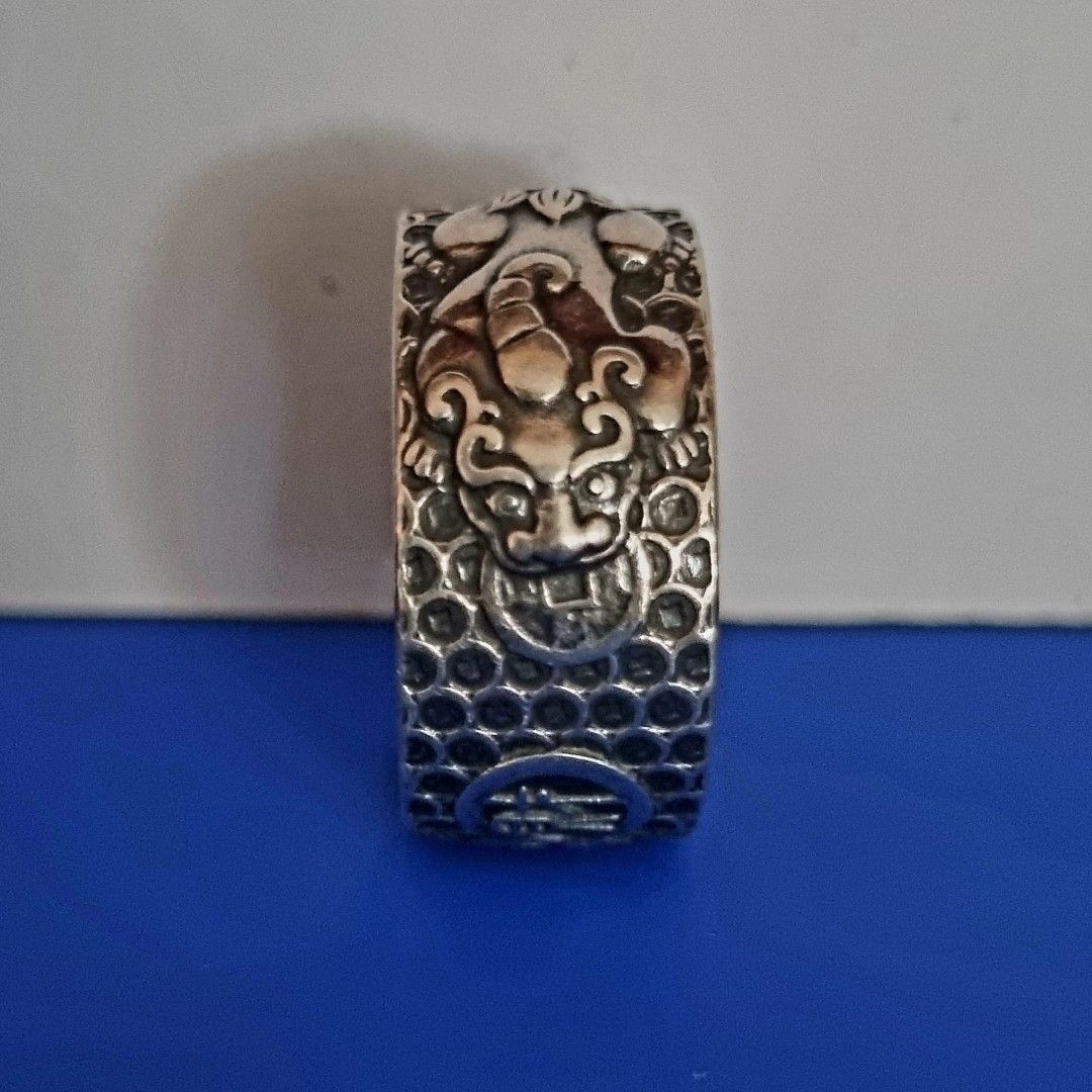 Silver Ring (Category: Rings) located in Singapore. Submitted by onecent (Listing ID 1242226150, Image 3). Description: Silver Ring. Nice Elegant Collectible. Ready to wear any time any place. Ring - 999 Silver Stamp. Size - No 20 / Dia 19 mm. Weight - 7.7 gm. Cond - Excellent. 👉 Supply with standard ring box !! 👉 Interested PM me !! Terms and Conditions :- Cash on delivery. Collection Pioneer MRT downstair. Items sold Non Return or Refund. All