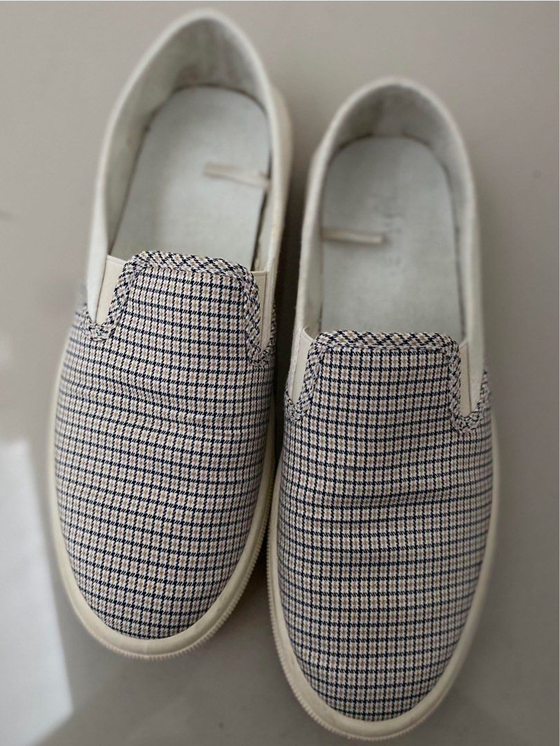 Slip on rubi shoes online