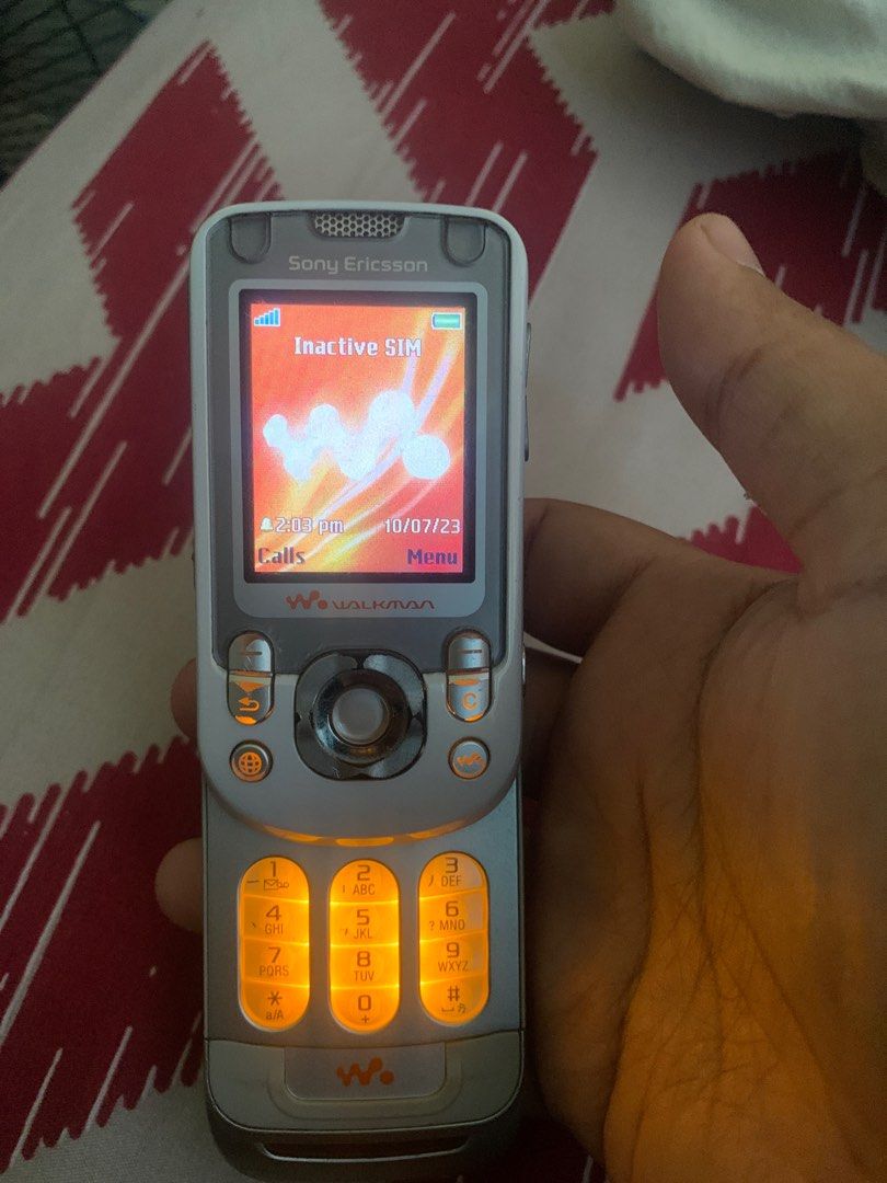 SONY Ericsson w550i, Mobile Phones & Gadgets, Mobile Phones, Early