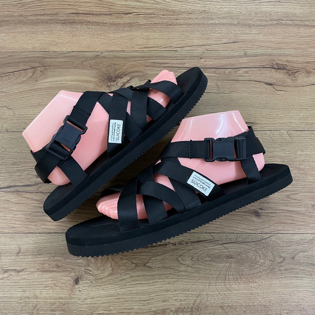 Suicoke sandals 8uk Men s Fashion Footwear Flipflops and