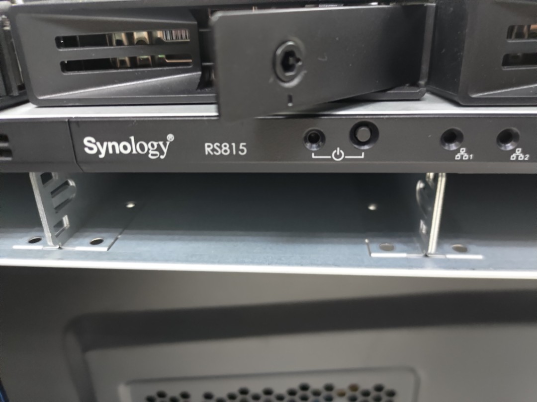 Synology DiskStation DS215j WD RED 1TBx2-