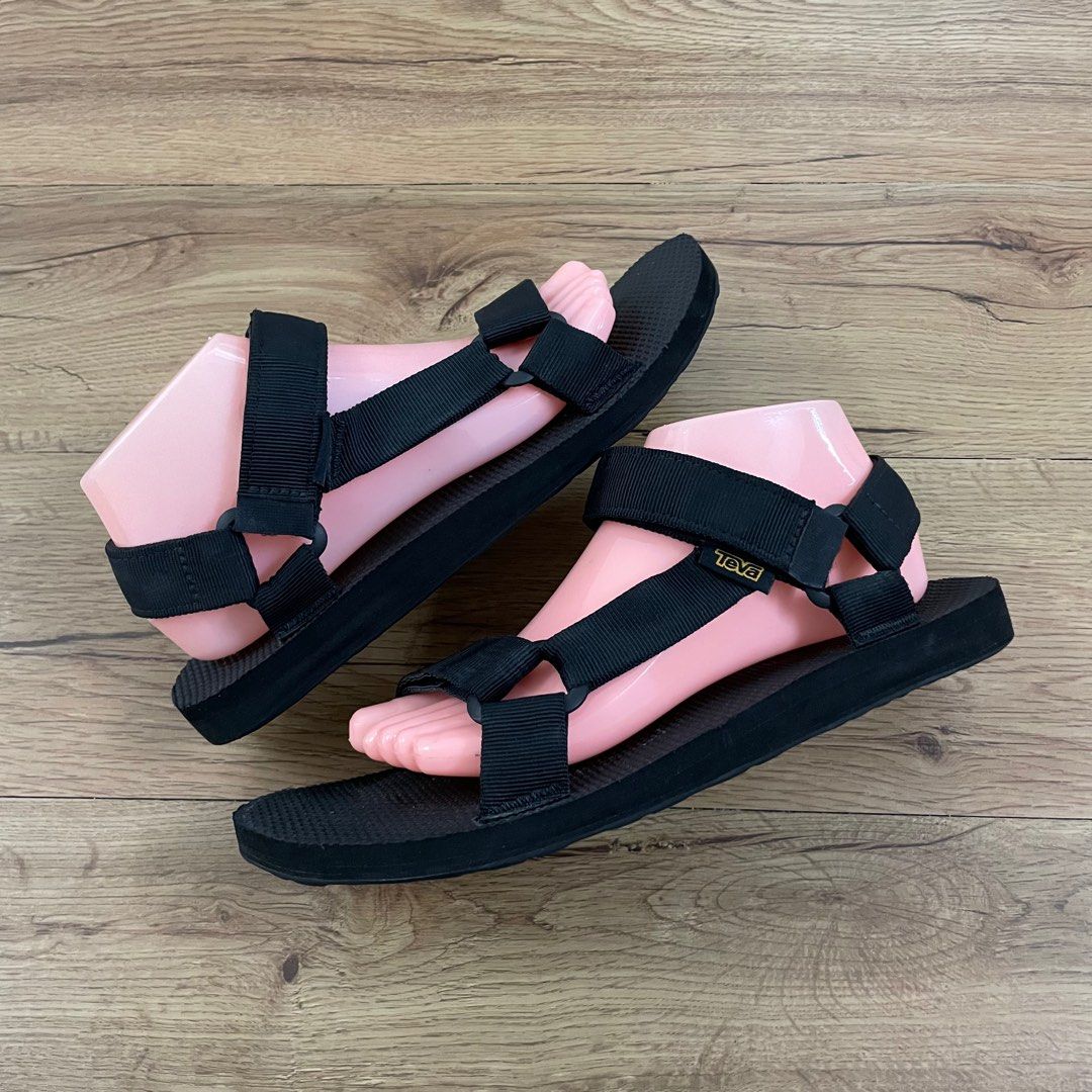 Teva sandals 7uk Men s Fashion Footwear Flipflops and Slides