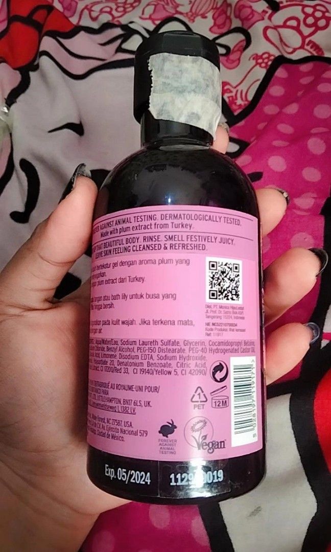 THE BODY SHOP "Shower Gel" LOVE & PLUMS on Carousell