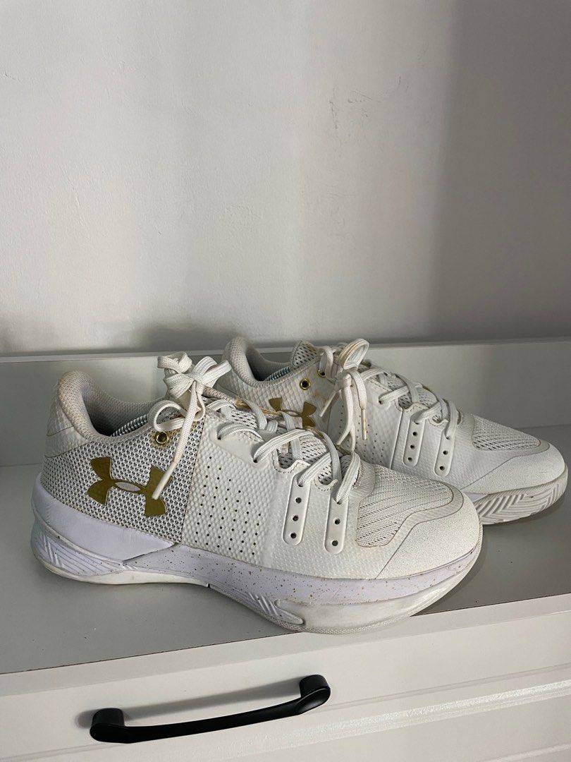 Under armour shoes size 7 sale
