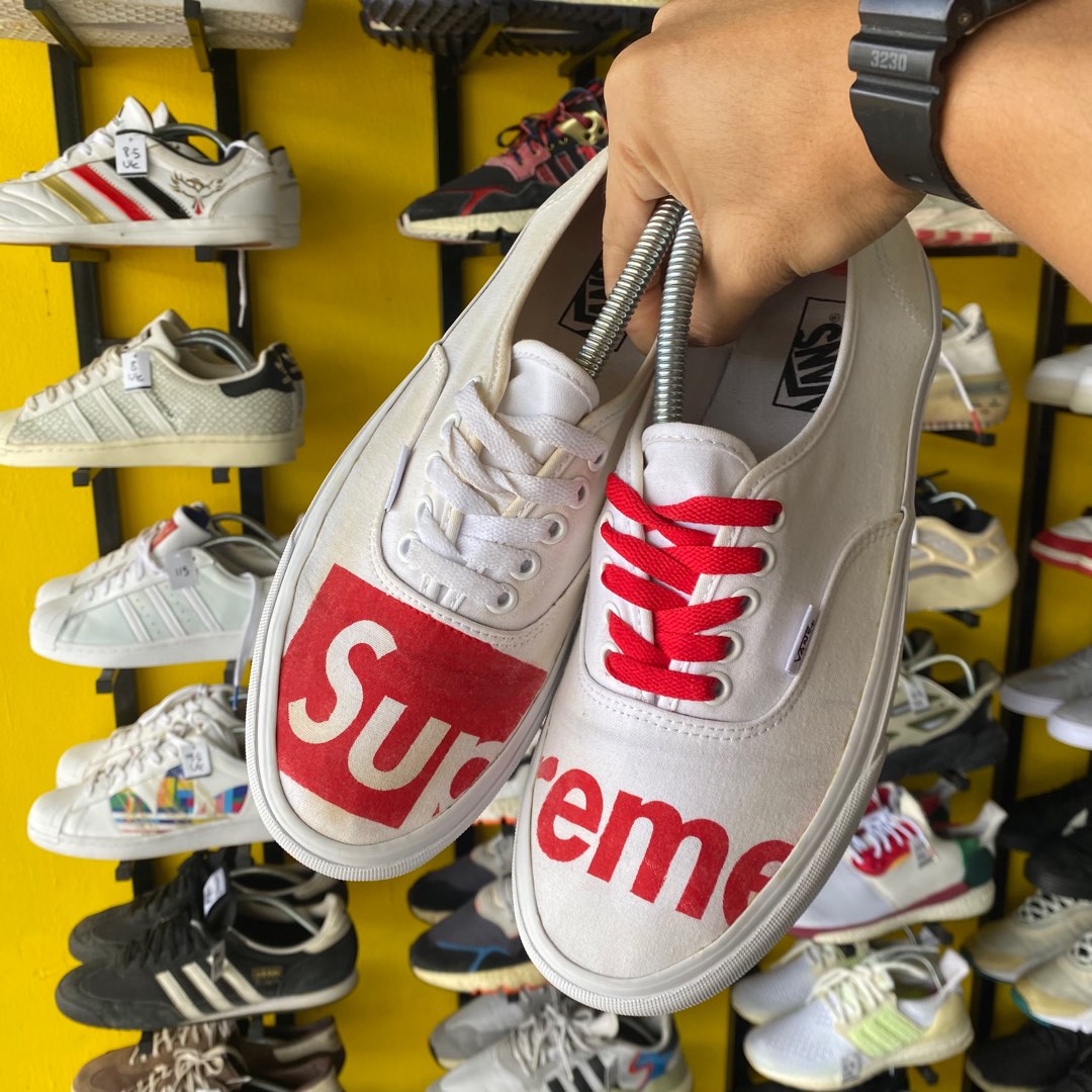 Custom hotsell vans supreme