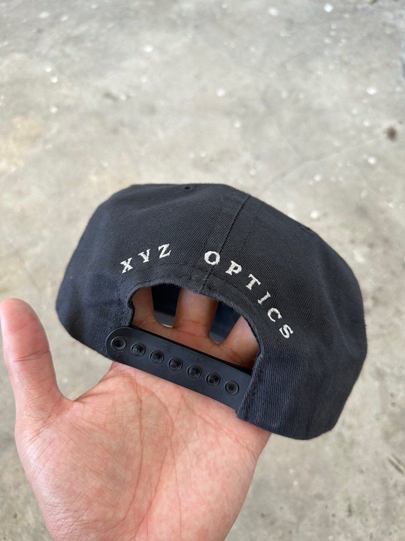 Oakley xyz deals optics