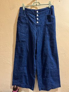 (Category: ) located in . Submitted by by.ElHouse (Listing ID 1239363224, Image 1). Description: .