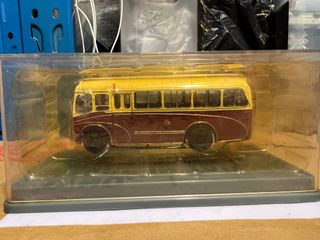 （分類：）位於 。 由 school_bus 提交（商品編號 1242418433，圖片 1）。簡介： 。