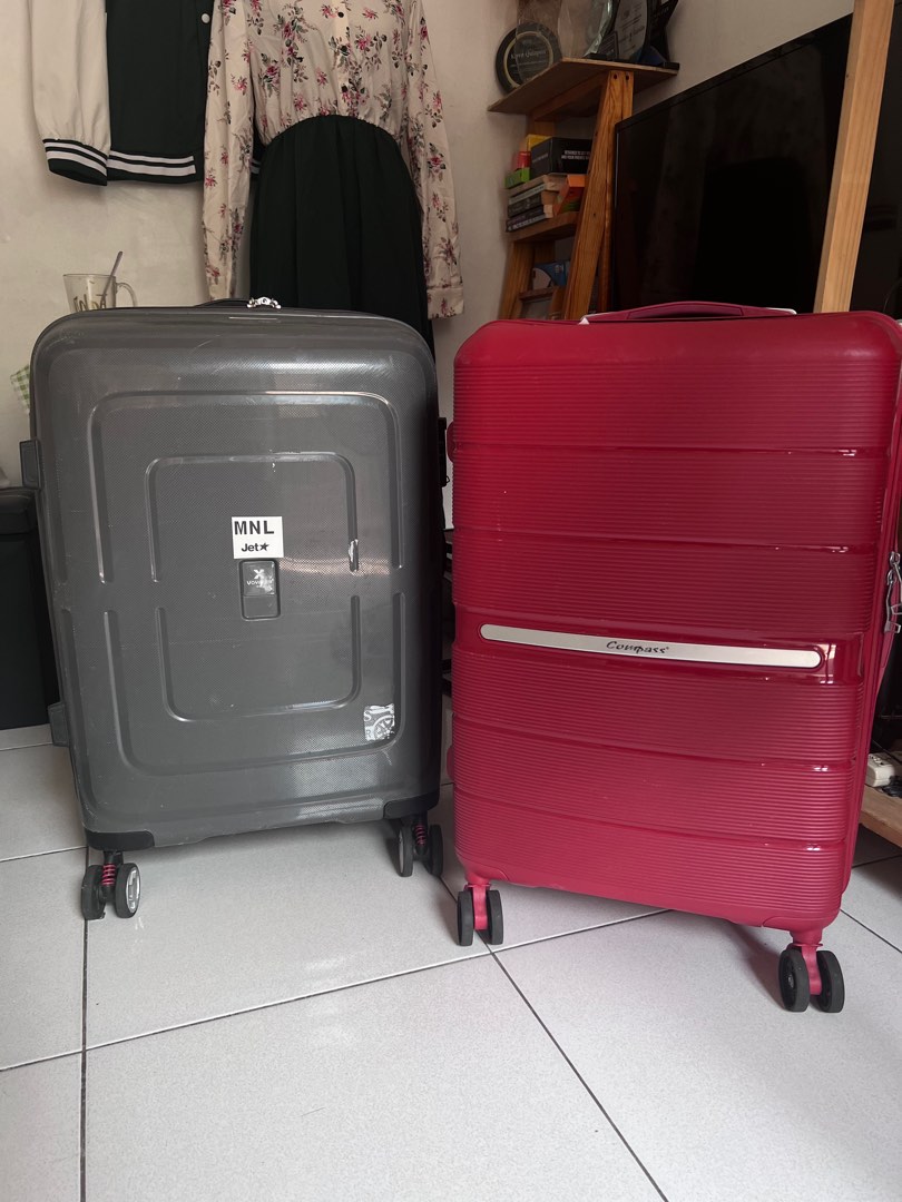 urban vs voyager luggage