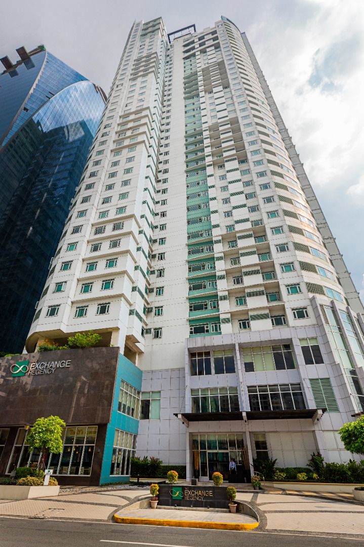 2F Commercial Space for Rent in Ortigas CBD at The Exchange Regency ...