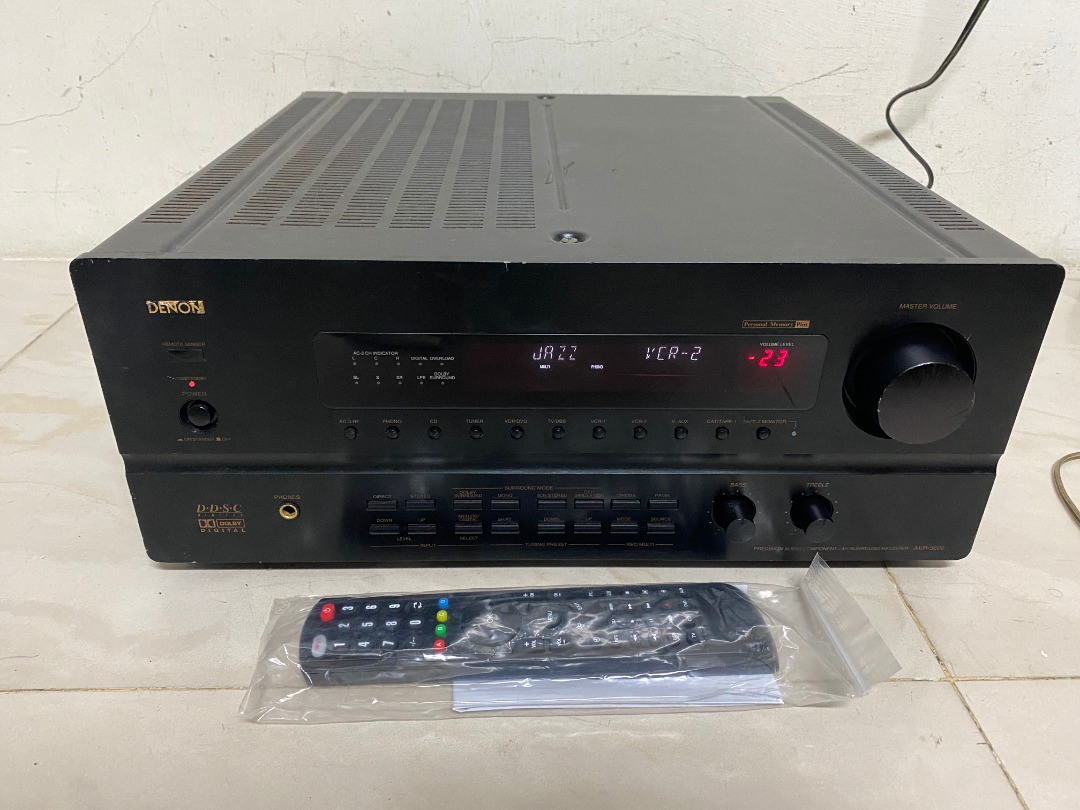 罕見日本製造次旗艦機 DENON AVR 3600 收音劇院 5.1 環繞擴大機 品項新內外乾淨 附全新副廠遙控器, 耳機及錄音音訊設備