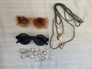 ACCESSORIES AND JEWELRIES (1 NECKLACE, 2 SUNGLASSES, 17 RINGS)