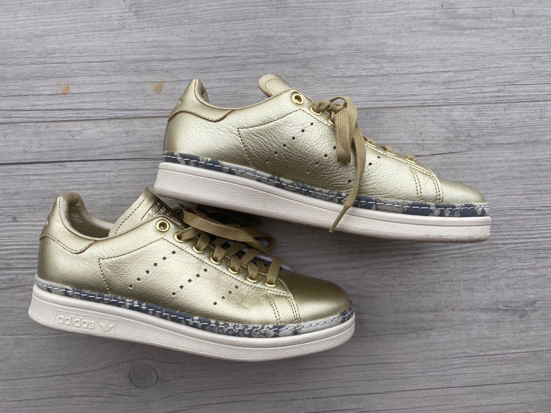 Stan smith cheap metallic gold