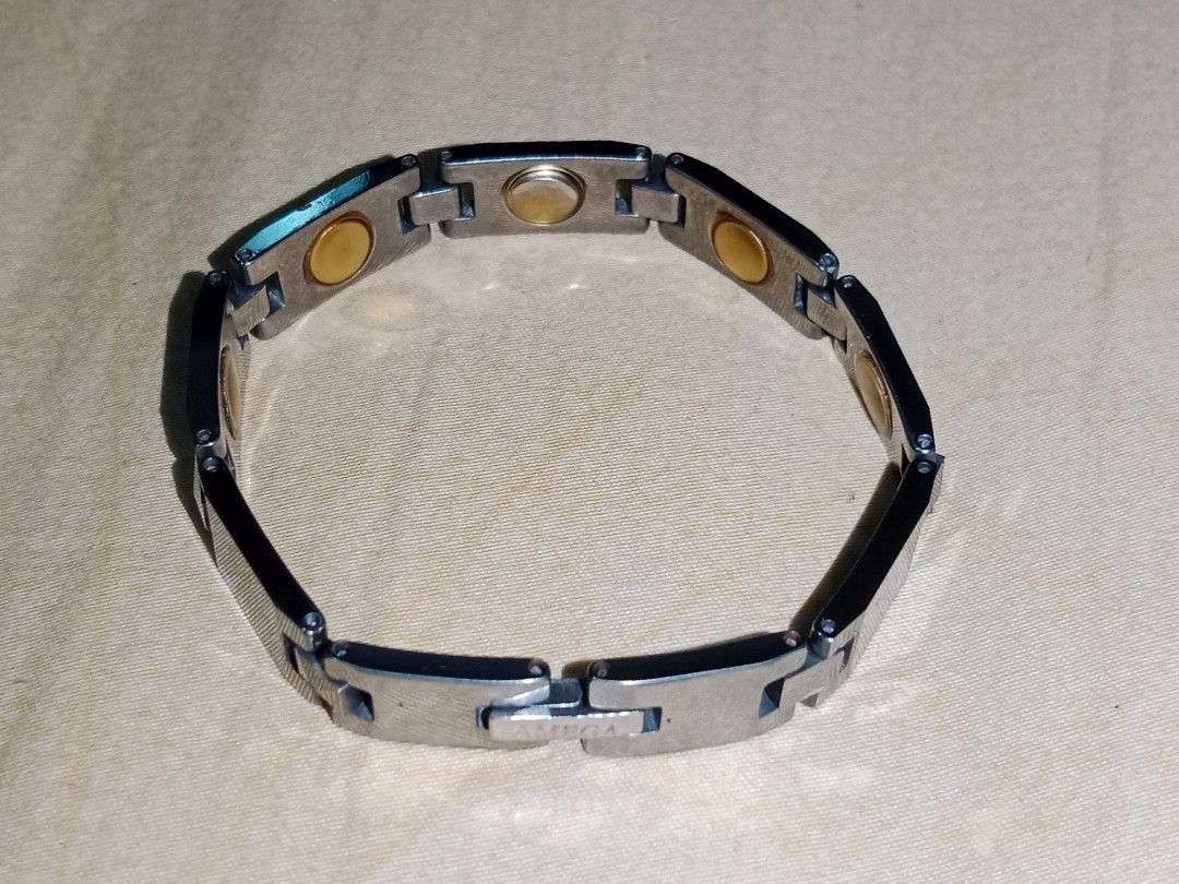 Women's Ultra Strength Gold Titanium Magnetic Bracelet | MagnetRX