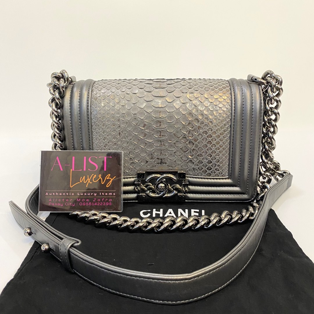 AUTHENTIC CHANEL LE BOY SMALL FLAP BAG IN METALLIC SILVER PYTHON ...