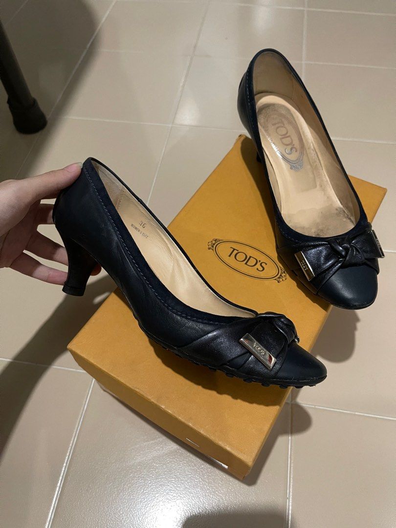 Cheap pumps top