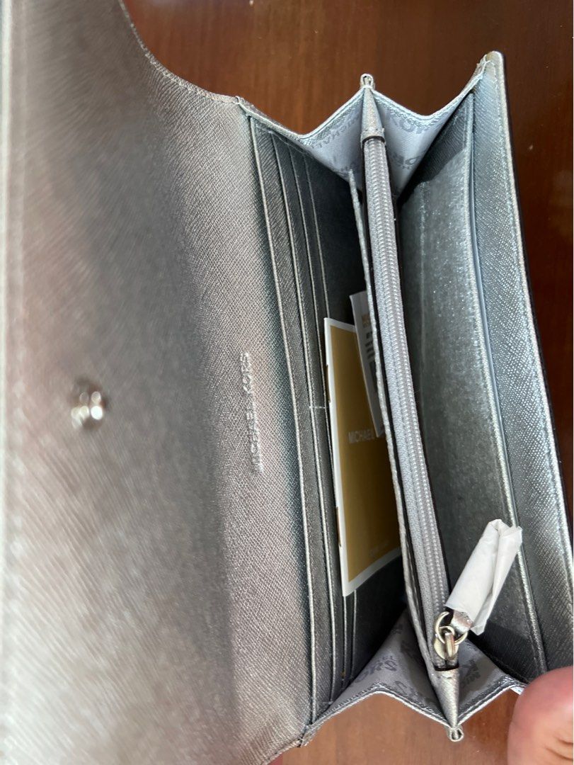 Michael kors deals silver wallet