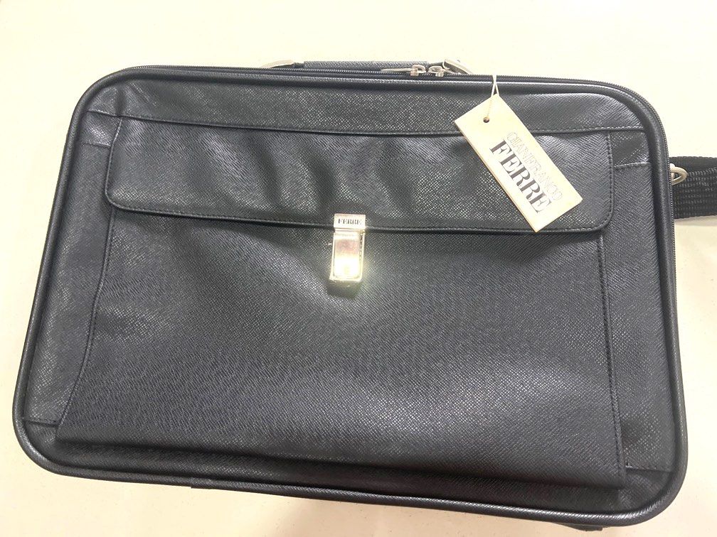 Brand new vintage Gianfranco Ferr bag