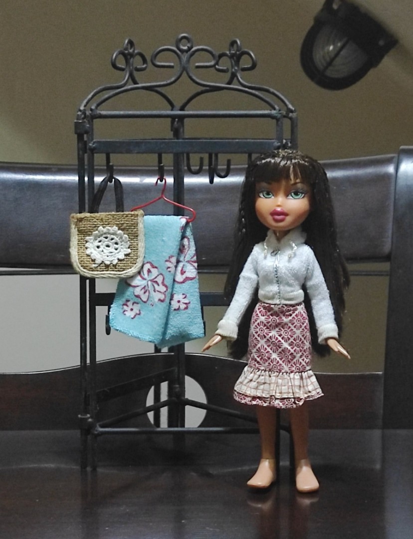 Bratz Dana Sun-Kissed Summer Doll, Hobbies & Toys, Toys & Games on Carousell
