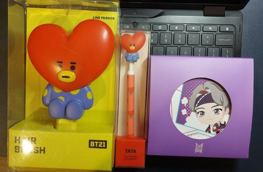 BTS BT21 TINYTAN ITEMS (Category: K-Wave Merchandise) located in Singapore. Submitted by tzudon (Listing ID 1242492412, Image 1). Description: wts bt21 / bts tinytan official merch all brand new comb : $15 pen : $5 mini towel ( purple box ) : $12 highlighters : $8 ctb if int @tzudon.