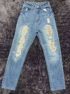 Celana Wanita Riped Denim - M