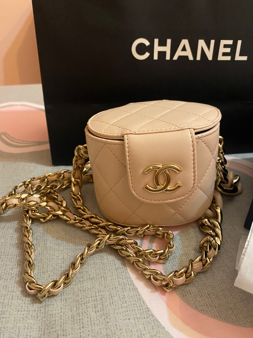 Chanel Mini Vanity, Women's Fashion, Bags & Wallets, Cross-body Bags on  Carousell