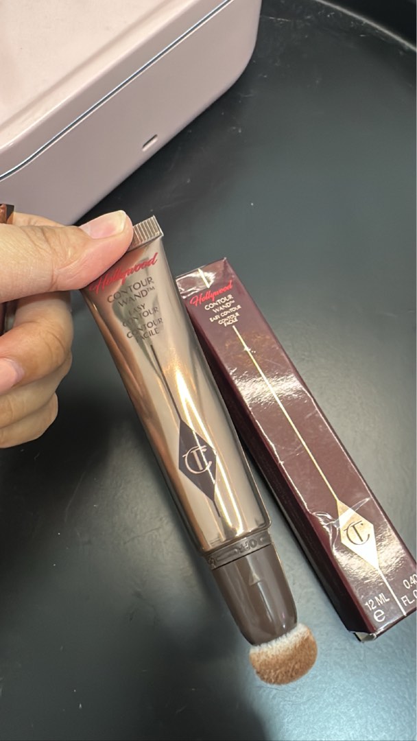 Charlotte tilbury contour wand on Carousell