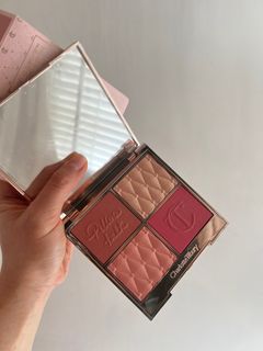 （分類：）位於 。 由 rosesarereeed 提交（商品編號 1242385344，圖片 1）。簡介： 。