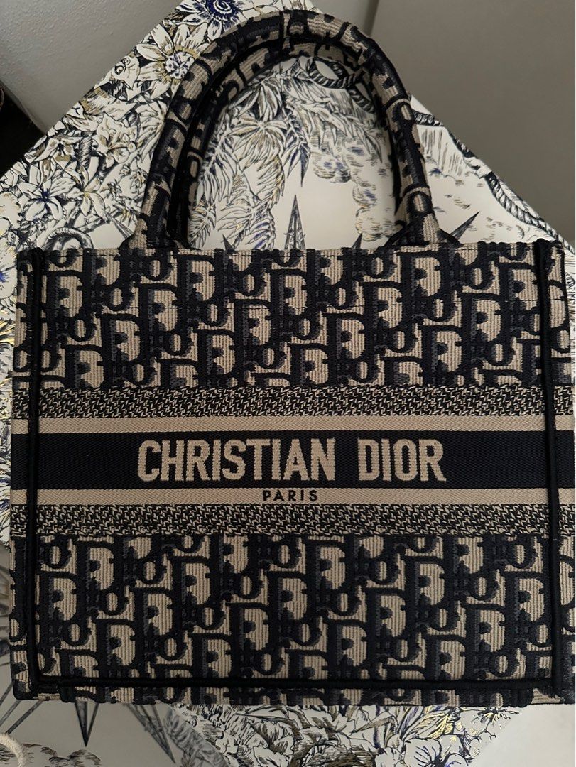 Christian dior hotsell tote oblique