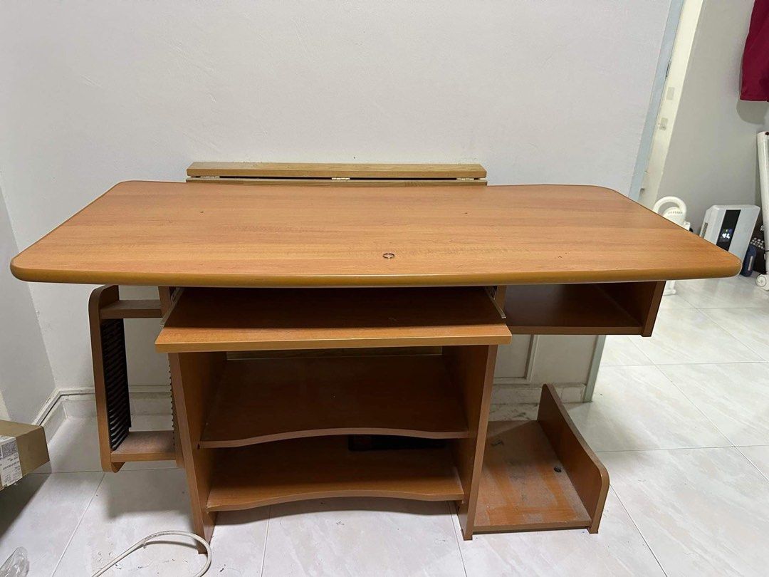 Computer & Study Table (Category: Tables & Sets) located in Singapore. Submitted by tracialijie (Listing ID 1242478771, Image 1). Description: Quality computer table with good condition. Wanna move out soon. Length :120cm Self collection at Jurong west 64.