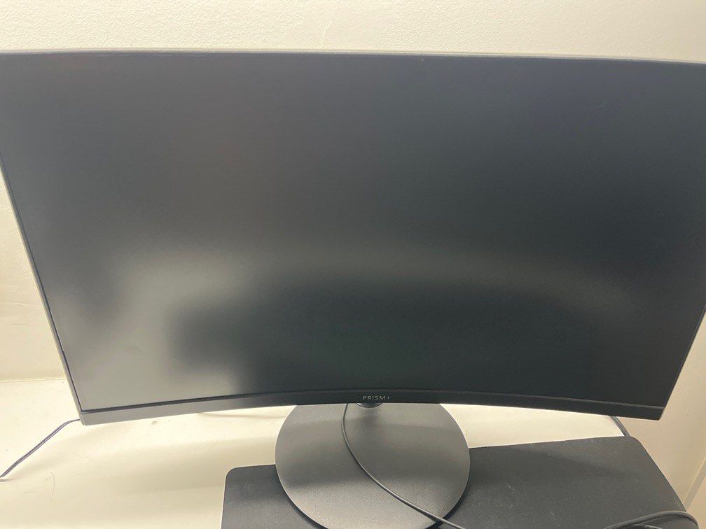 CURVED PRISM MONITOR EXCELLENT FOR CHILDREN (roblox/valorant/fortnite