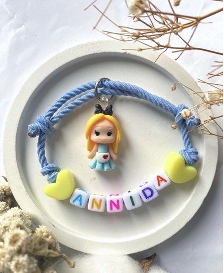 Custom sales token bracelet