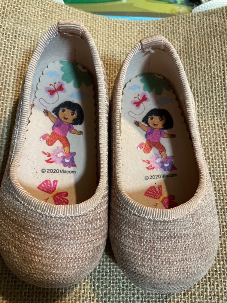 Dora shoes, Babies & Kids, Babies & Kids Fashion on Carousell