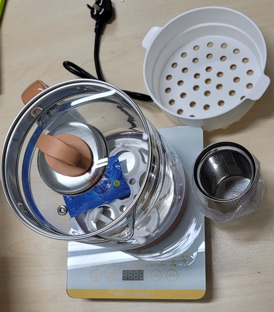 Kettle with multi cooker function