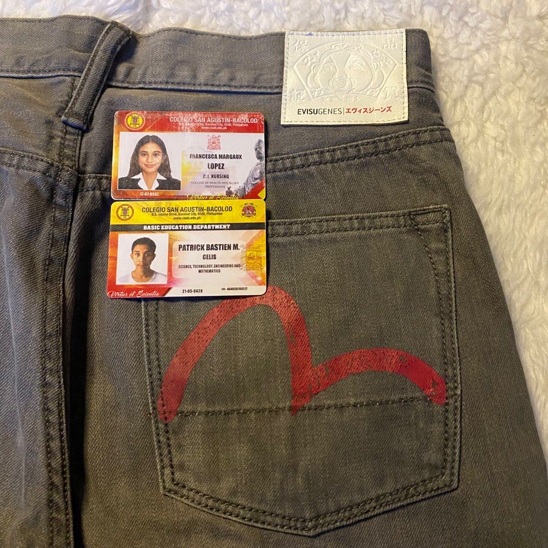 Supreme X Louis Vuitton Jacquard Denim Jeans, Men's Fashion, Bottoms, Jeans  on Carousell