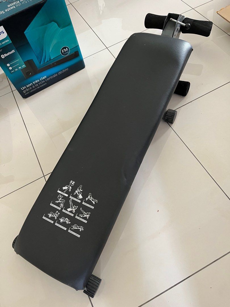 Exercise Bench (Category: Toning & Stretching Accessories) located in Shah Alam. Submitted by zanidal (Listing ID 1242374315, Image 1). Description: Exercise bench for sale.