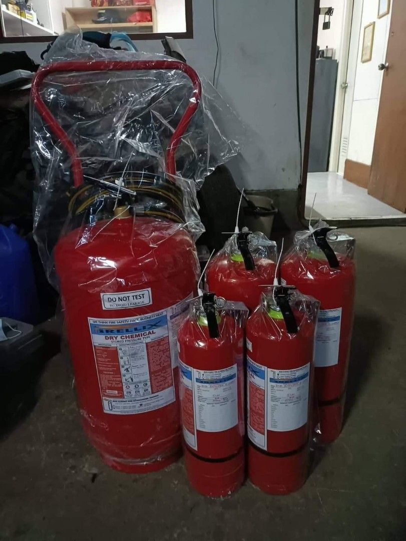 Fire Extinguisher - Dry Chemical Type ABC 10lbs (Category: Safe) located in Manila. Submitted by ji.lac (Listing ID 1242501316, Image 2). Description: Fire Extinguishers for Sale! 10lbs Abc type Dry Chemical - 1800Php (As required by Building Admin for CONDO units) photos are actual delivery Legit chemical ✅ With Fsic certification ✅ With warranty ✅ 1 year - Abc Type, 5 years - Hcfc BFP accredited ✅ Also available in Green (Hcfc) type suitable fo