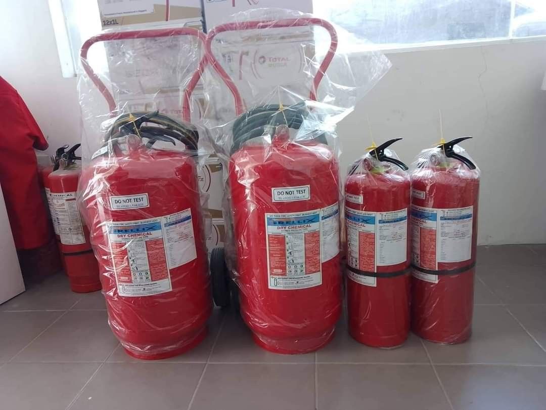 Fire Extinguisher - Dry Chemical Type ABC 10lbs (Category: Safe) located in Manila. Submitted by ji.lac (Listing ID 1242501316, Image 3). Description: Fire Extinguishers for Sale! 10lbs Abc type Dry Chemical - 1800Php (As required by Building Admin for CONDO units) photos are actual delivery Legit chemical ✅ With Fsic certification ✅ With warranty ✅ 1 year - Abc Type, 5 years - Hcfc BFP accredited ✅ Also available in Green (Hcfc) type suitable fo