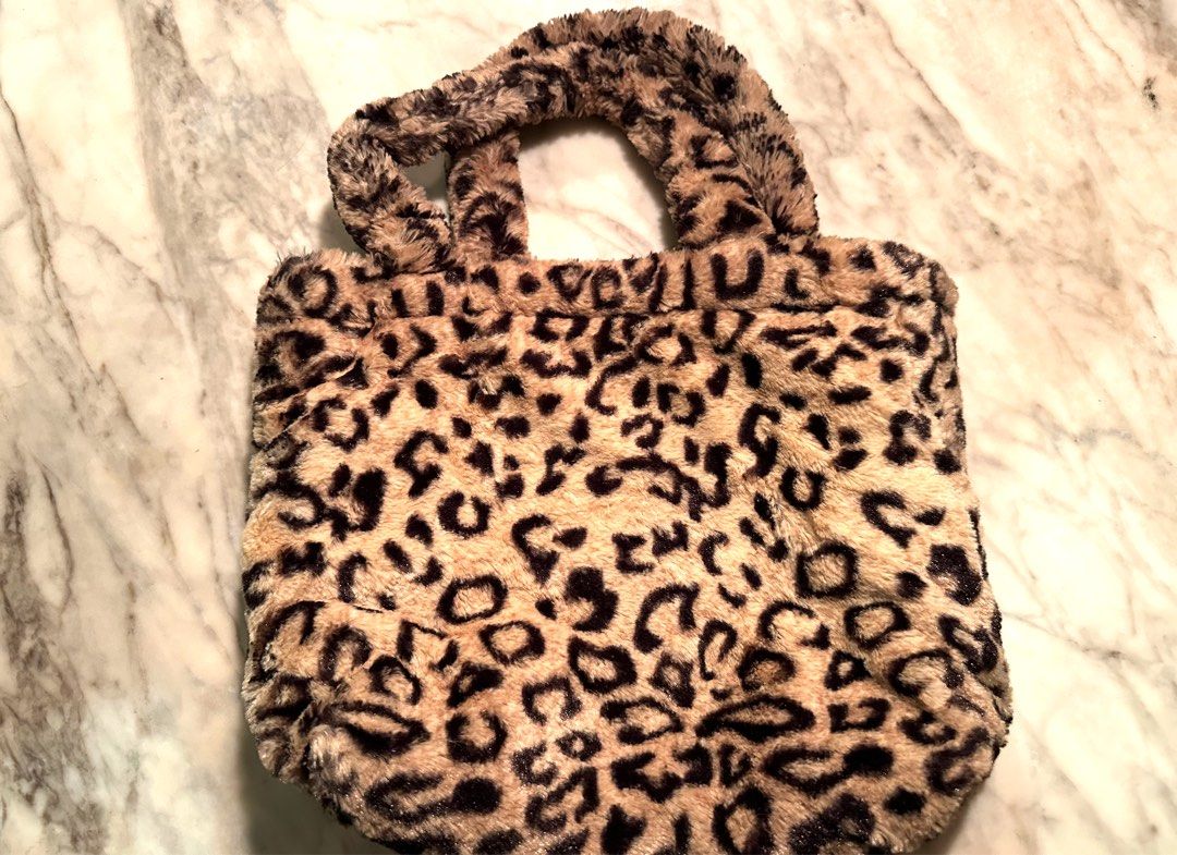Fluffy leopard discount print bag