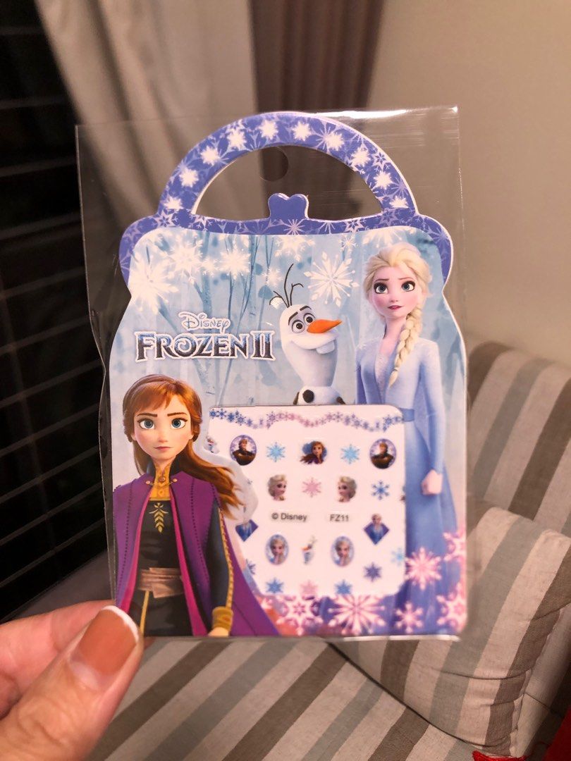 Frozen gift bag top