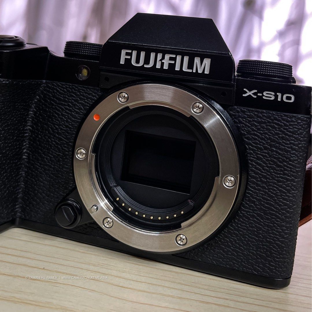 Fujifilm X-S10 body (SC ±5K), Photography, Cameras on Carousell